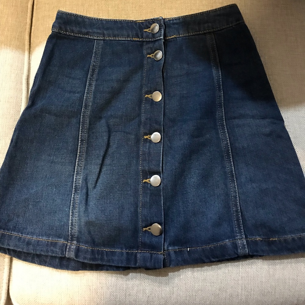 Button front denim skirt
